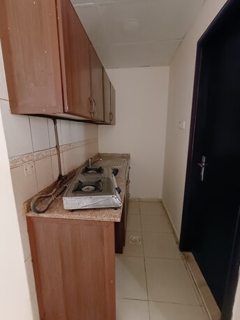Studio Apartment For Rent in Muwaileh Building