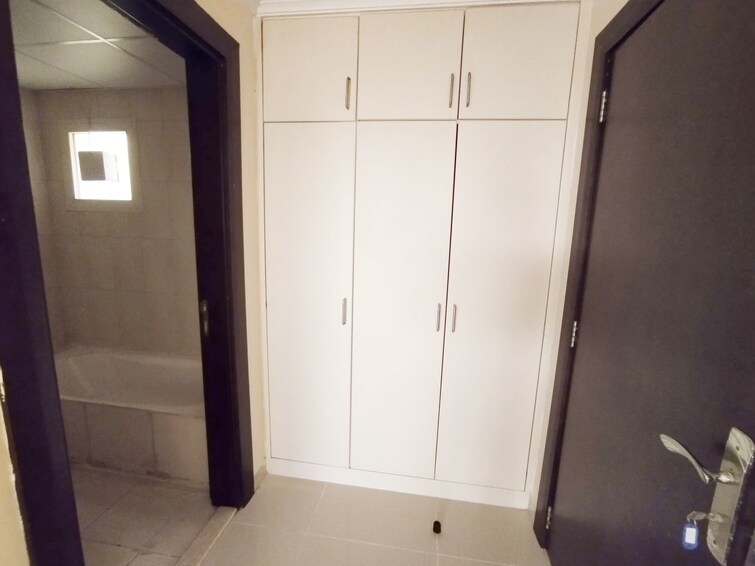  Apartment for Rent, Muwailih Commercial, Sharjah