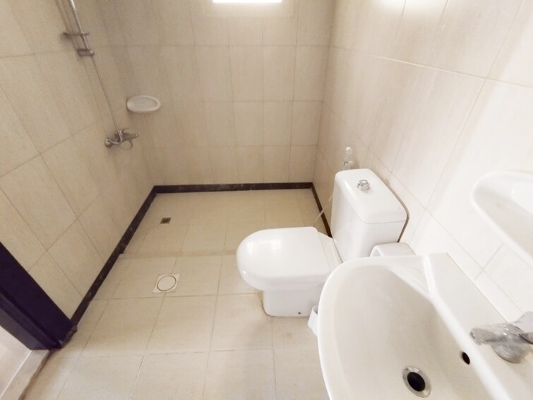  Apartment for Rent, Muwailih Commercial, Sharjah