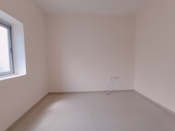 1 BR Apartment For Rent in Muwaileh Building