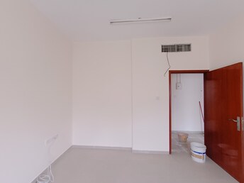 1 BR Apartment For Rent in Muwaileh Building