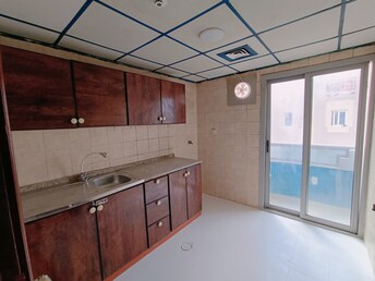 1 BR Apartment For Rent in Muwaileh Building