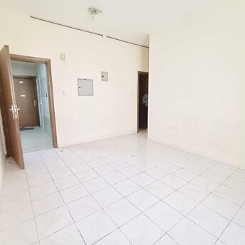 1 BR Apartment For Rent in Muwaileh Building