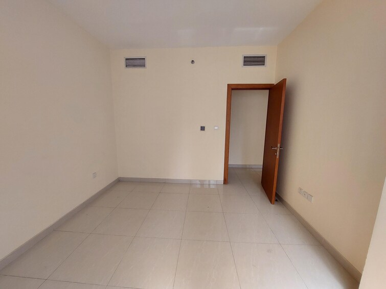Muwaileh 3 Building Apartment for Rent, Muwailih Commercial, Sharjah