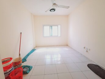 Muwaileh Building Apartment for Rent, Muwaileh, Sharjah