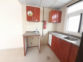 Studio Apartment For Rent in Muwaileh Building