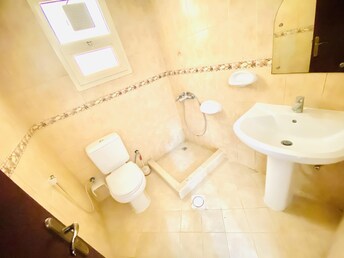 Studio Apartment For Rent in Muwaileh Building