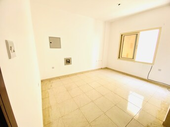 Studio Apartment For Rent in Muwaileh Building