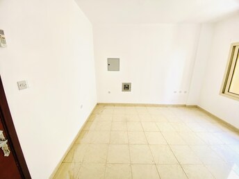 Studio Apartment For Rent in Muwaileh Building