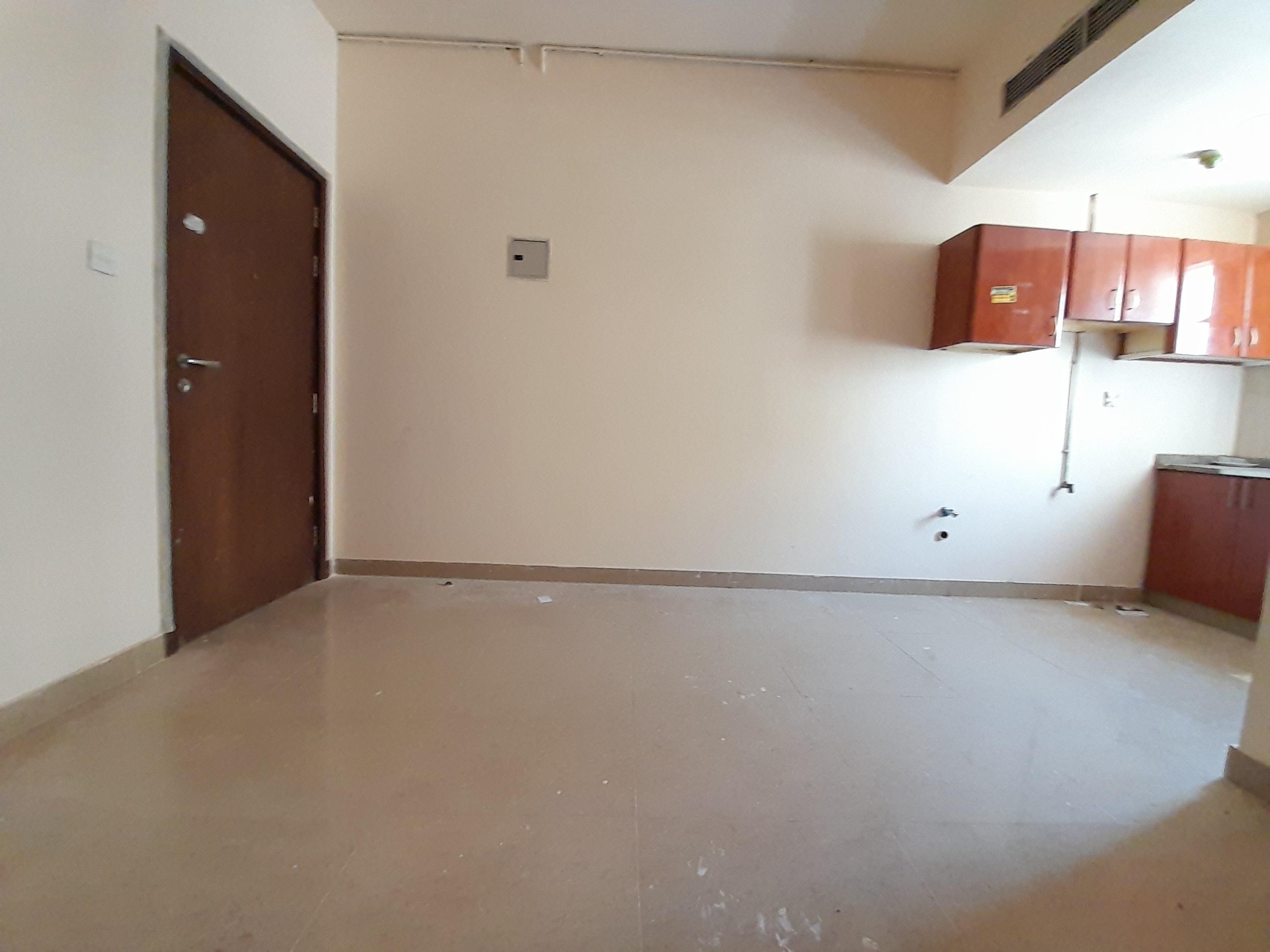 Muwaileh Building Apartment for Rent, Muwaileh, Sharjah