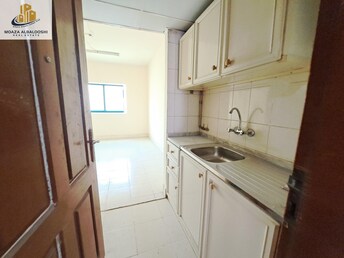 Studio Apartment For Rent in Muwaileh Building