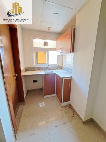 Studio Apartment For Rent in Muwaileh Building