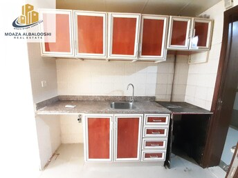 Studio Apartment For Rent in Muwaileh Building