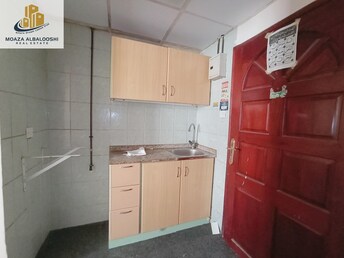 Studio Apartment For Rent in Muwaileh Building