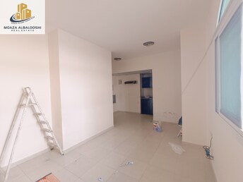 Studio Apartment For Rent in Muwaileh Building