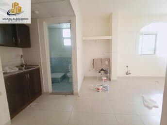 Studio Apartment For Rent in Muwaileh Building