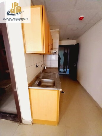 Studio Apartment For Rent in Muwaileh Building