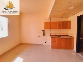 Studio Apartment For Rent in Muwaileh Building