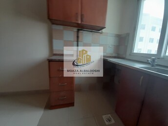 Studio Apartment For Rent in Muwaileh Building