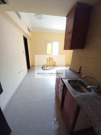 Studio Apartment For Rent in Muwaileh Building