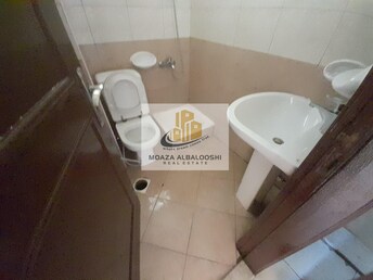 Studio Apartment For Rent in Muwaileh Building