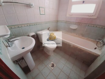 Studio Apartment For Rent in Muwaileh Building