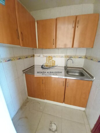 Studio Apartment For Rent in Muwaileh Building
