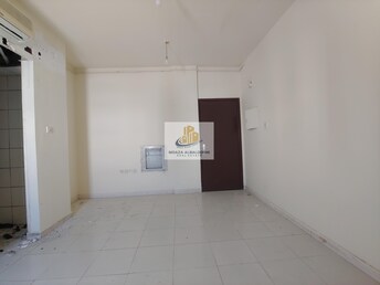 Studio Apartment For Rent in Muwaileh Building