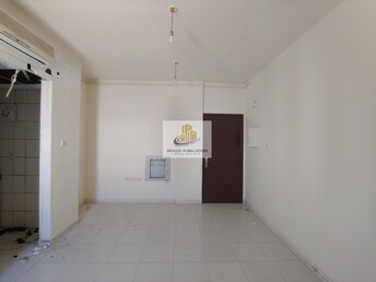 Studio Apartment For Rent in Muwaileh Building