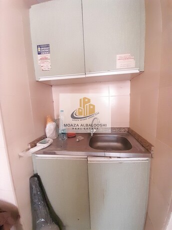 Studio Apartment For Rent in Muwaileh Building