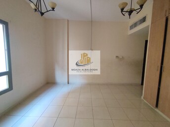 2 BR Apartment For Rent in Muwaileh Building