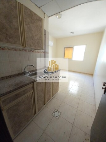 Studio Apartment For Rent in Muwaileh Building