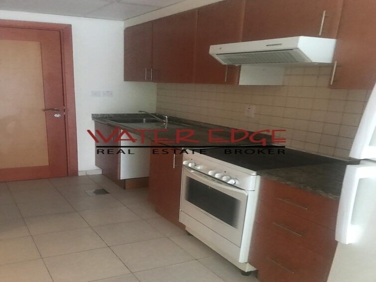 Al Ghozlan Apartment for Sale, The Greens, Dubai