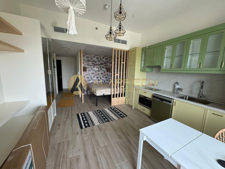 Eagle Heights Apartment for Rent, Dubai Sports City, Dubai