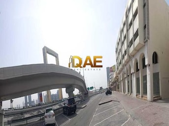 Shop For Rent in Al Karamah