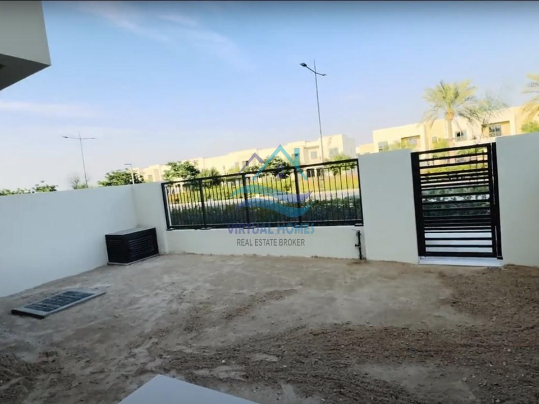 Reem Townhouses Townhouse for Rent, Town Square, Dubai