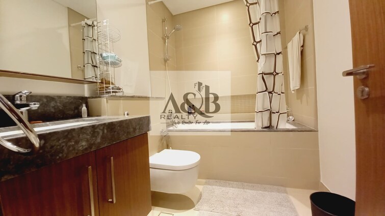 5242 Towers Apartment for Rent, Dubai Marina, Dubai