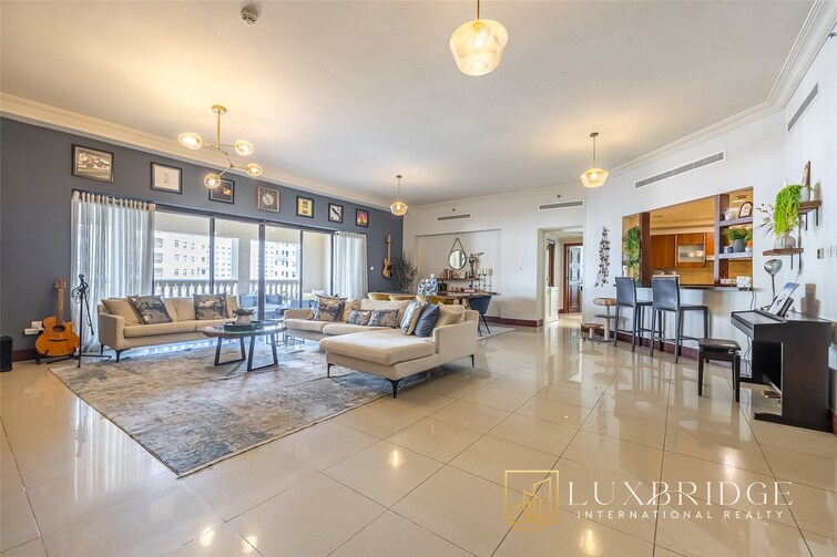 Golden Mile Apartment for Sale, Palm Jumeirah, Dubai