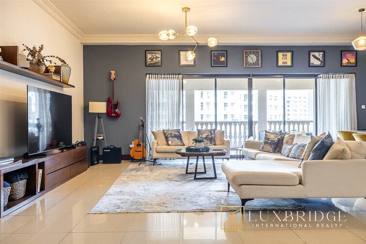 Golden Mile Apartment for Sale, Palm Jumeirah, Dubai