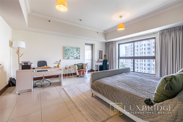 Golden Mile Apartment for Sale, Palm Jumeirah, Dubai