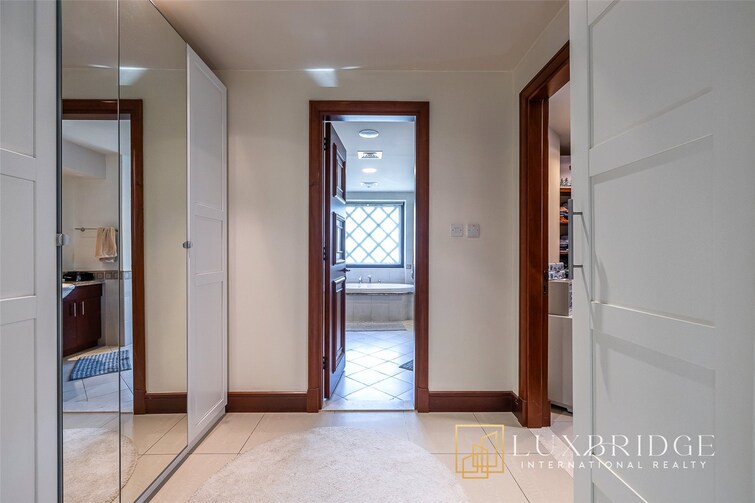 Golden Mile Apartment for Sale, Palm Jumeirah, Dubai