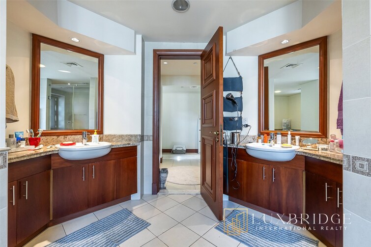 Golden Mile Apartment for Sale, Palm Jumeirah, Dubai