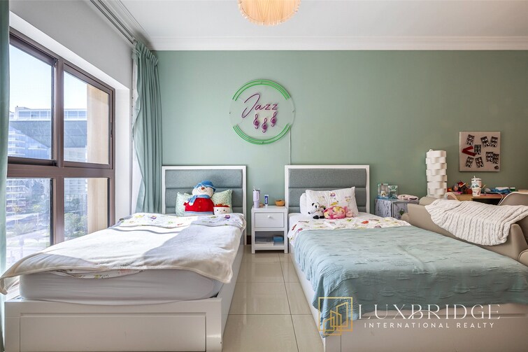 Golden Mile Apartment for Sale, Palm Jumeirah, Dubai