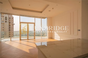 2 BR Apartment For Sale in Emerald Cover Image