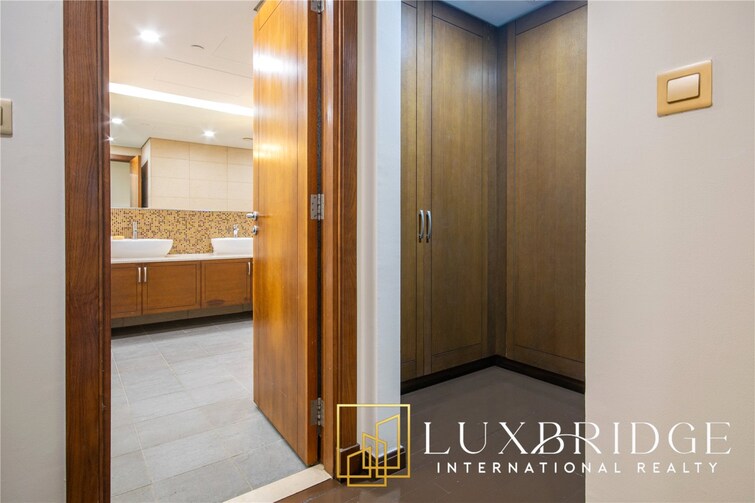  Apartment for Rent, Palm Jumeirah, Dubai