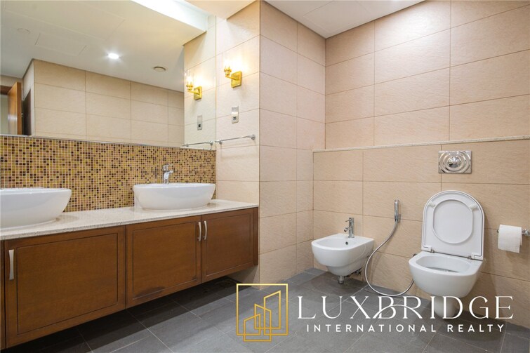  Apartment for Rent, Palm Jumeirah, Dubai