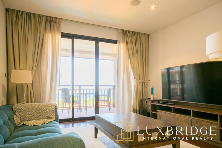  Apartment for Sale, Palm Jumeirah, Dubai