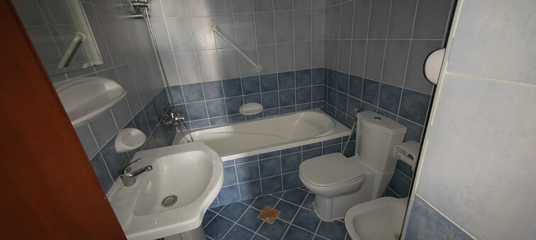  Apartment for Rent, International City, Dubai