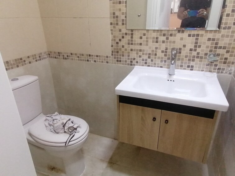 Queue Point Apartment for Rent, Liwan, Dubai