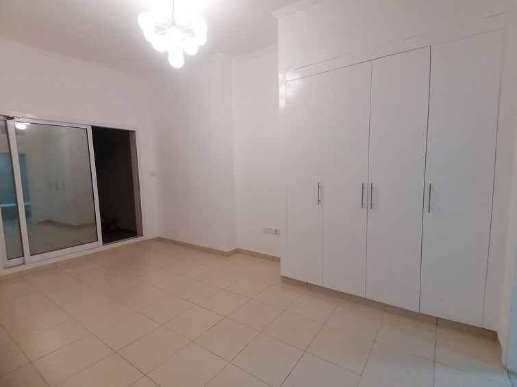 Queue Point Apartment for Rent, Liwan, Dubai